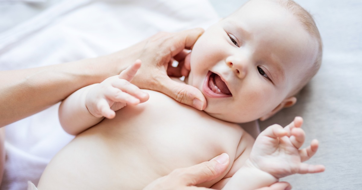 Zahngesundheit: Babys erste Zähne und die richtige Pflege im Kleinkindalter