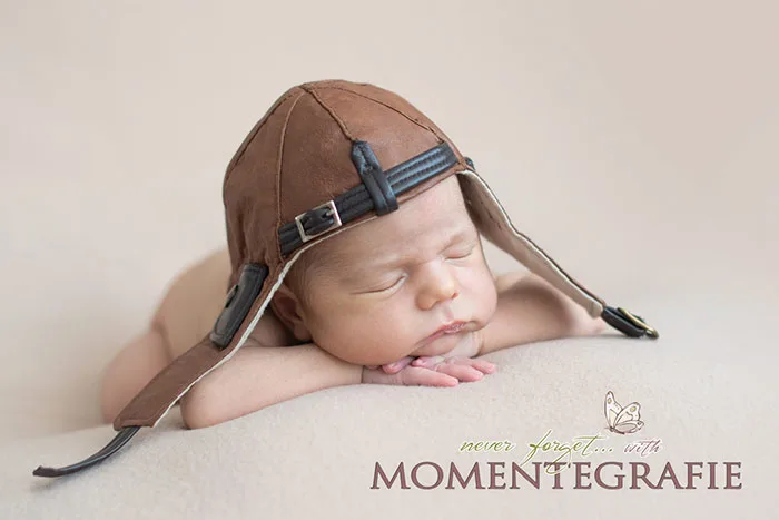 Momentegrafie Sujet mit Baby und Logo